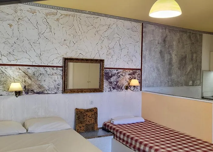 Апартаменти Entire Ambience Unit Full View Breakfast Included Херсонісос